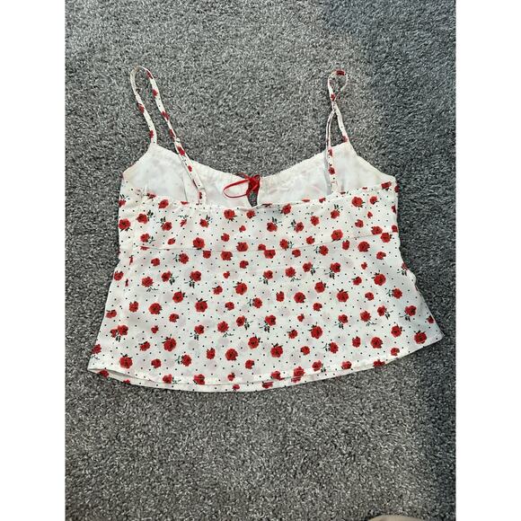 Beverly And Beck Women's Red Rose Print Sleeveless Crop Top Size S - Picture 2 of 5